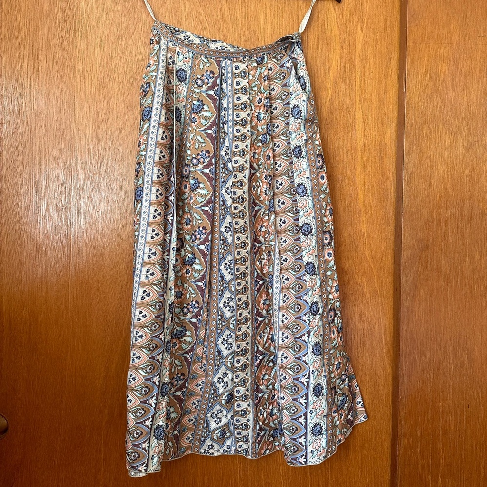 Vintage Womens Maxi Skirt Size 6 Silk Boho Cottagecore Hippie Prairie Woodsy